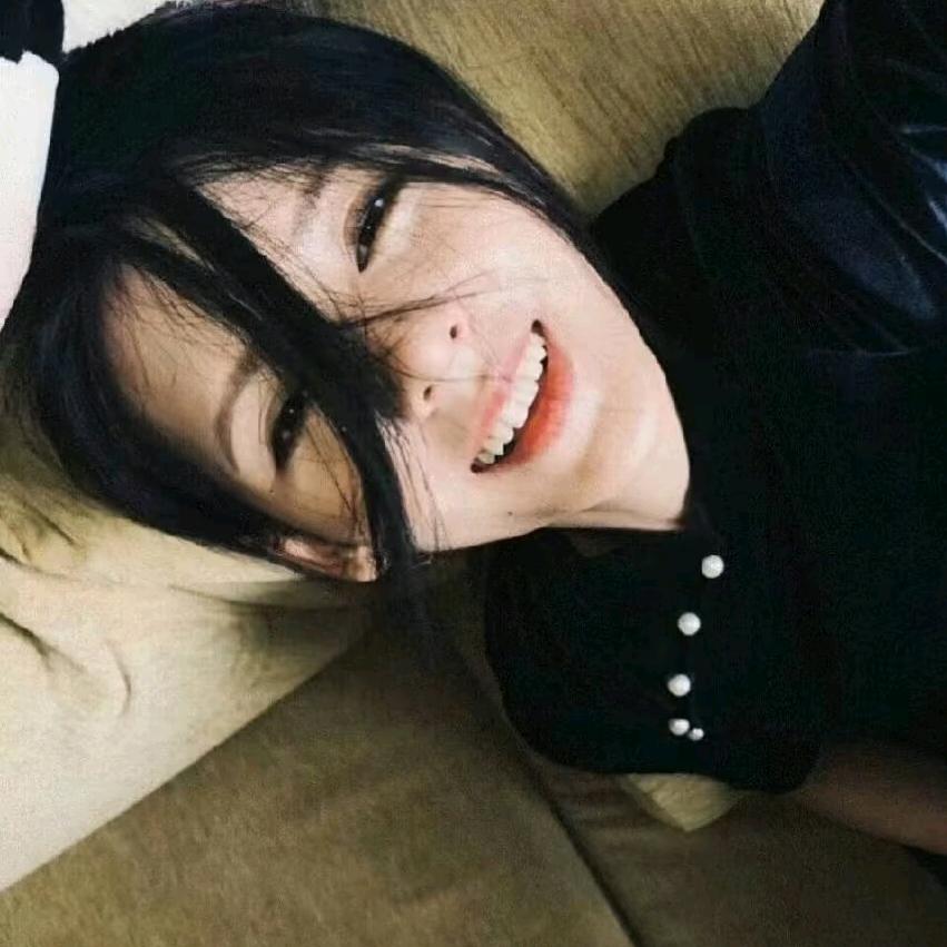 我的男朋友是下三白