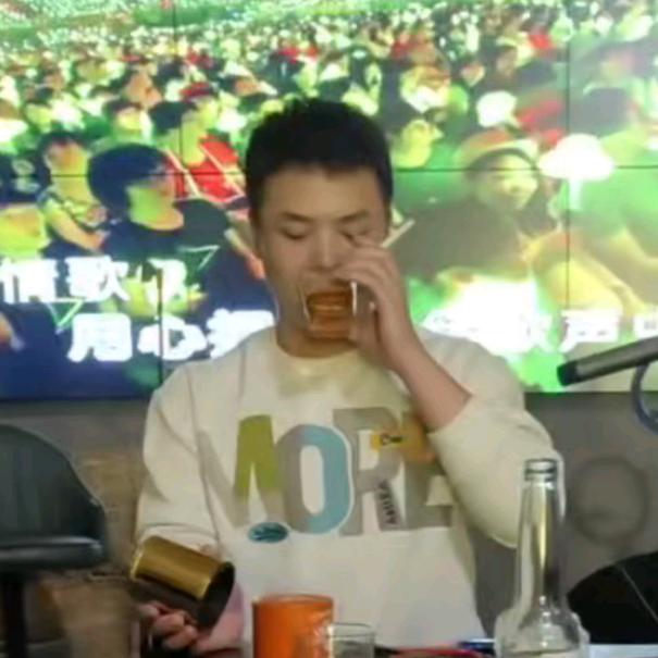 乄乄乄乄