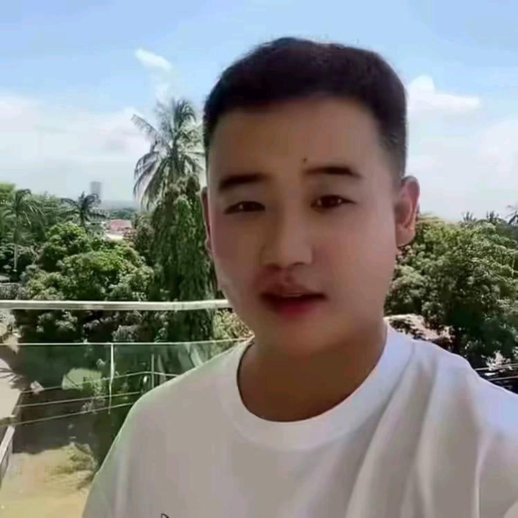 姜闹闹（非洲十年）🍄