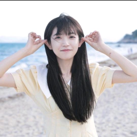 初初