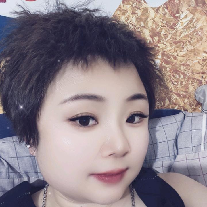 (๑♡⌓♡๑)東方的月亮🌙
