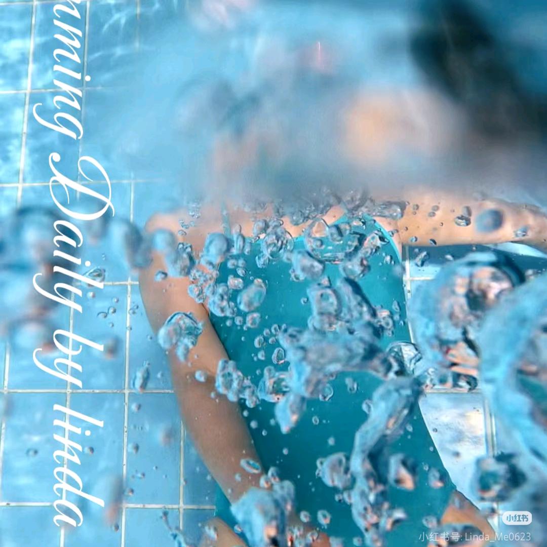 万达文华游泳健身罗教练