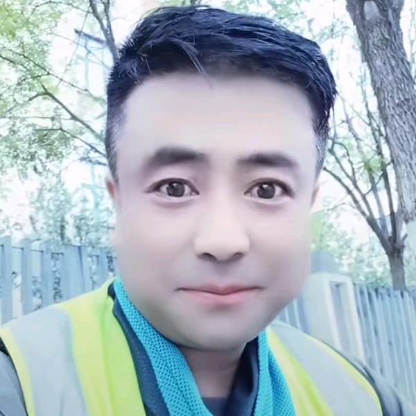董小龙