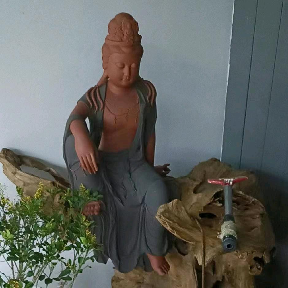 施主