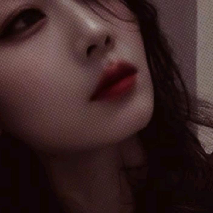 翩若惊鸿，婉若游龙。《李玲》
