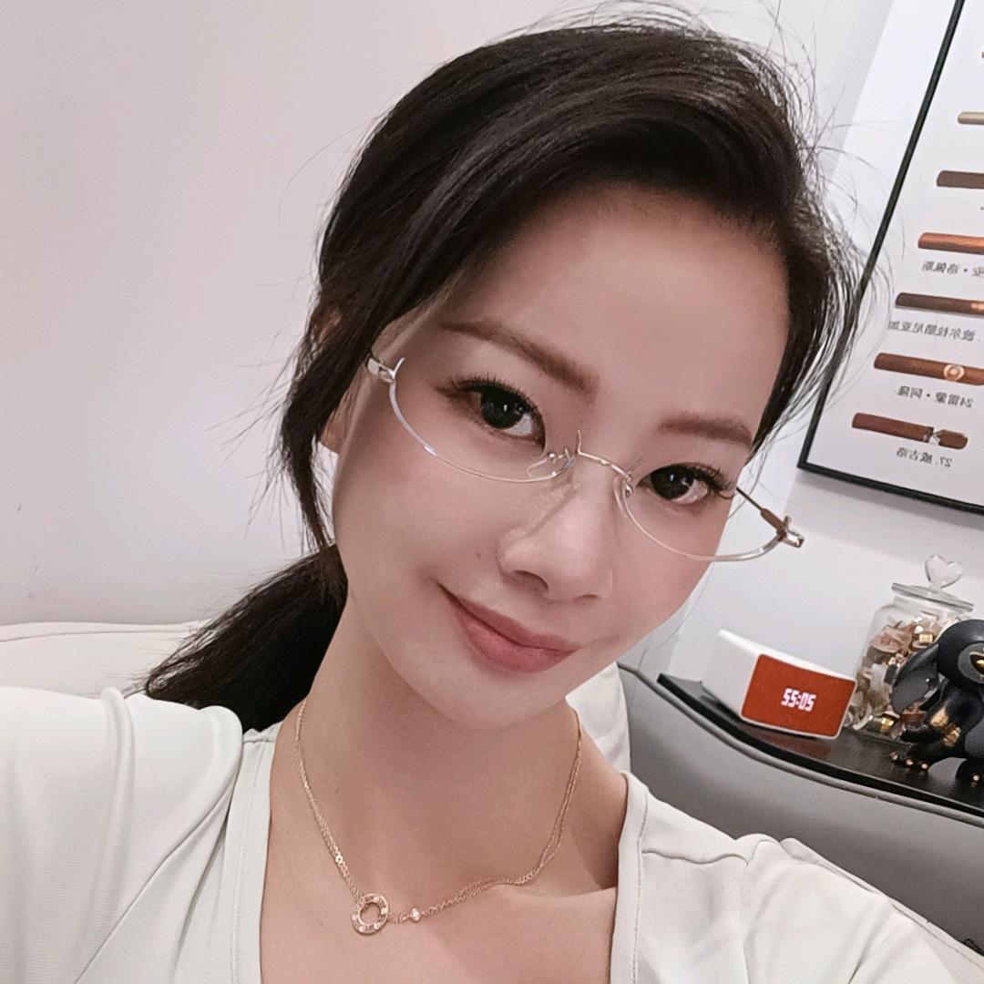 台湾岛的芝芝姐