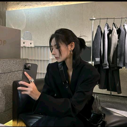 JCCC影子  爆款穿搭