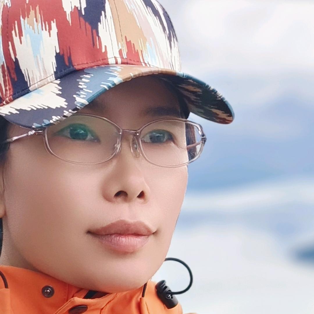 莉娜