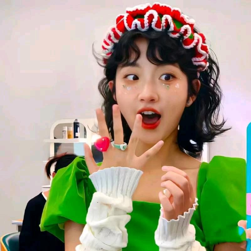 ঞ🍒执笔꧔ꦿ᭄画流年🌻: