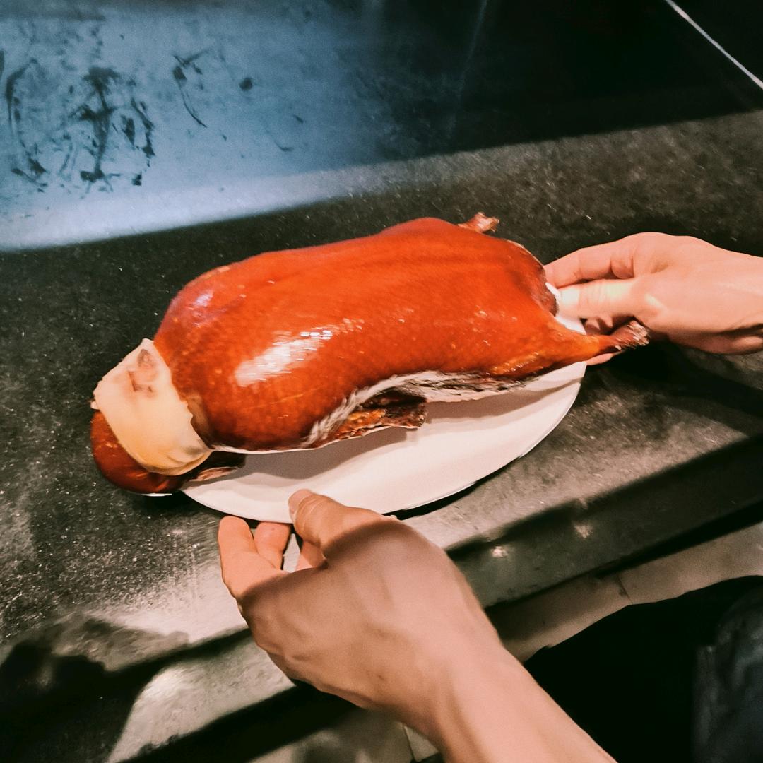 用心做好 每一只烤鸭