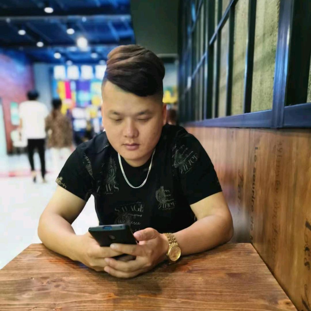 🐖 龍 入 水