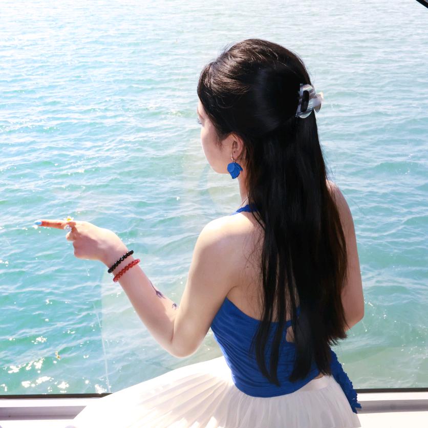 纯纯