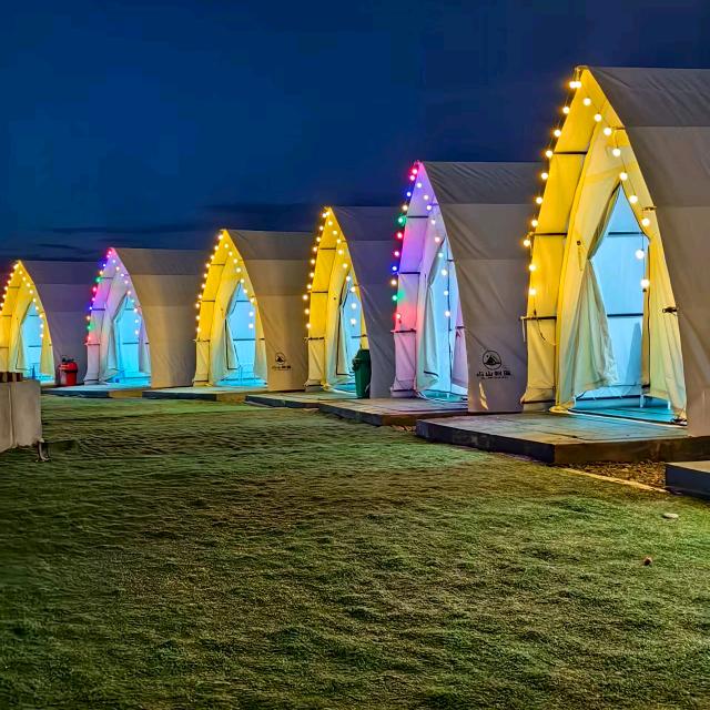 翘嘴湾垂钓露营基地