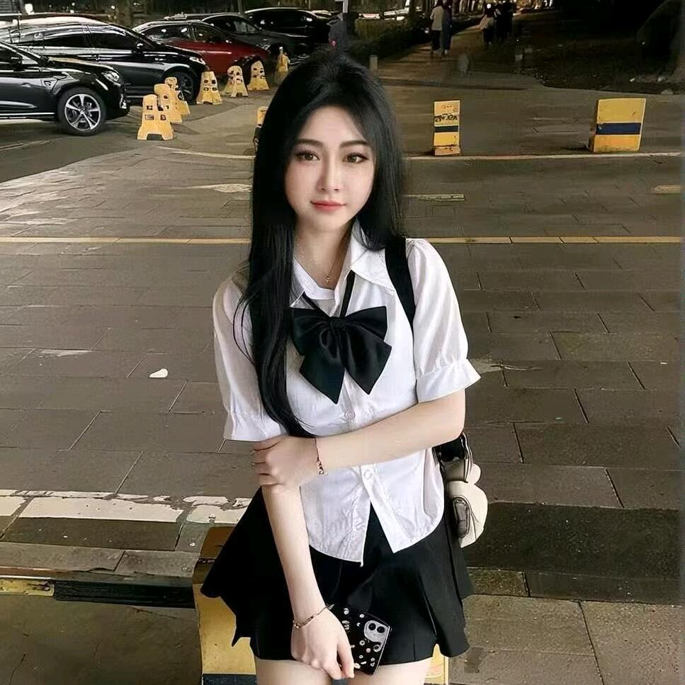 瑶瑶，y