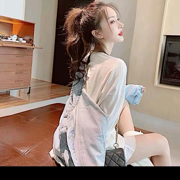 黄加蓝Lora【每日穿搭】