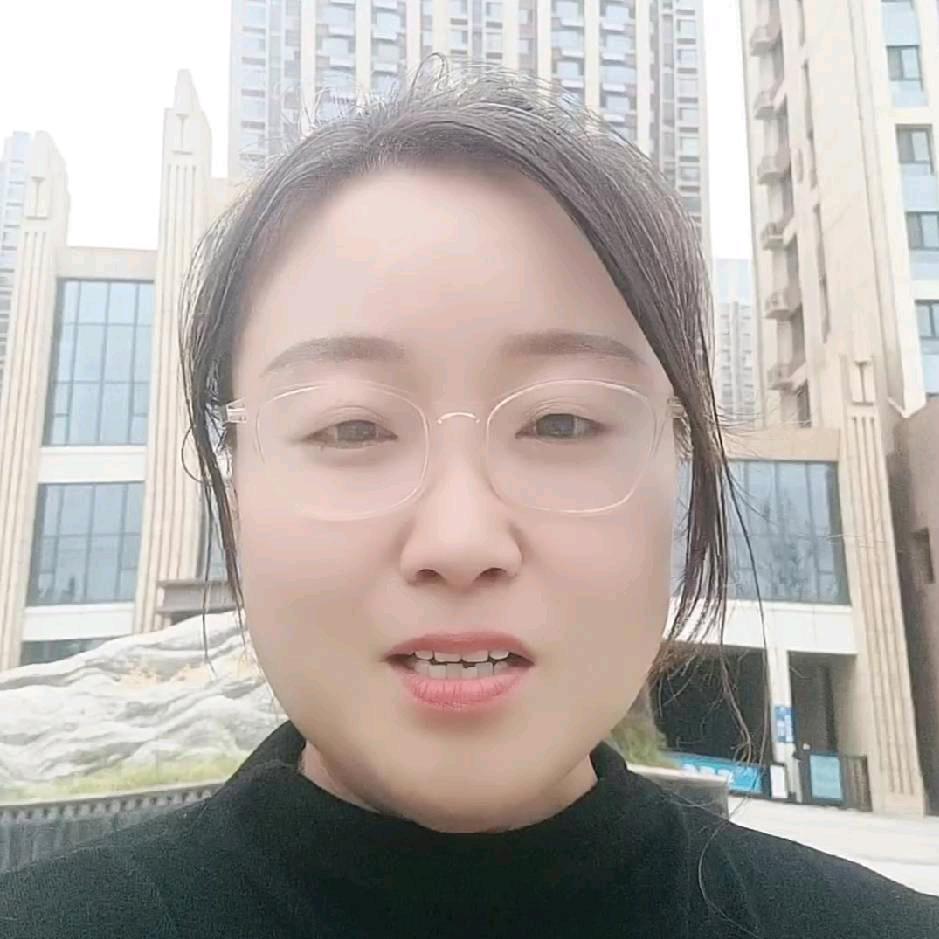 儒房地产闫晓