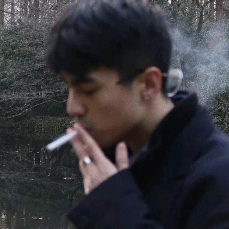 等待……