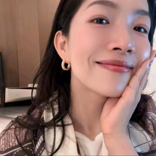 梁夜√穿搭同款