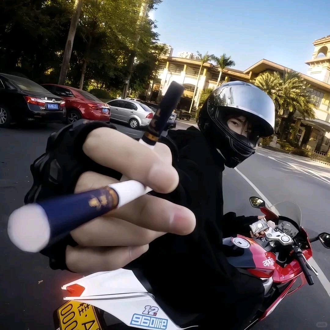 砸你家玻璃