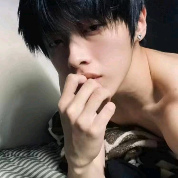 周天一.