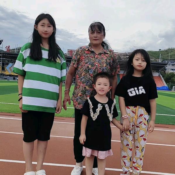 娜😘《22年伍月5号》