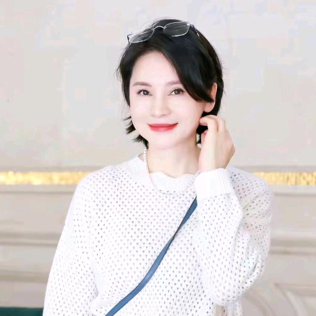 我是摩羯(轻奢衣橱)