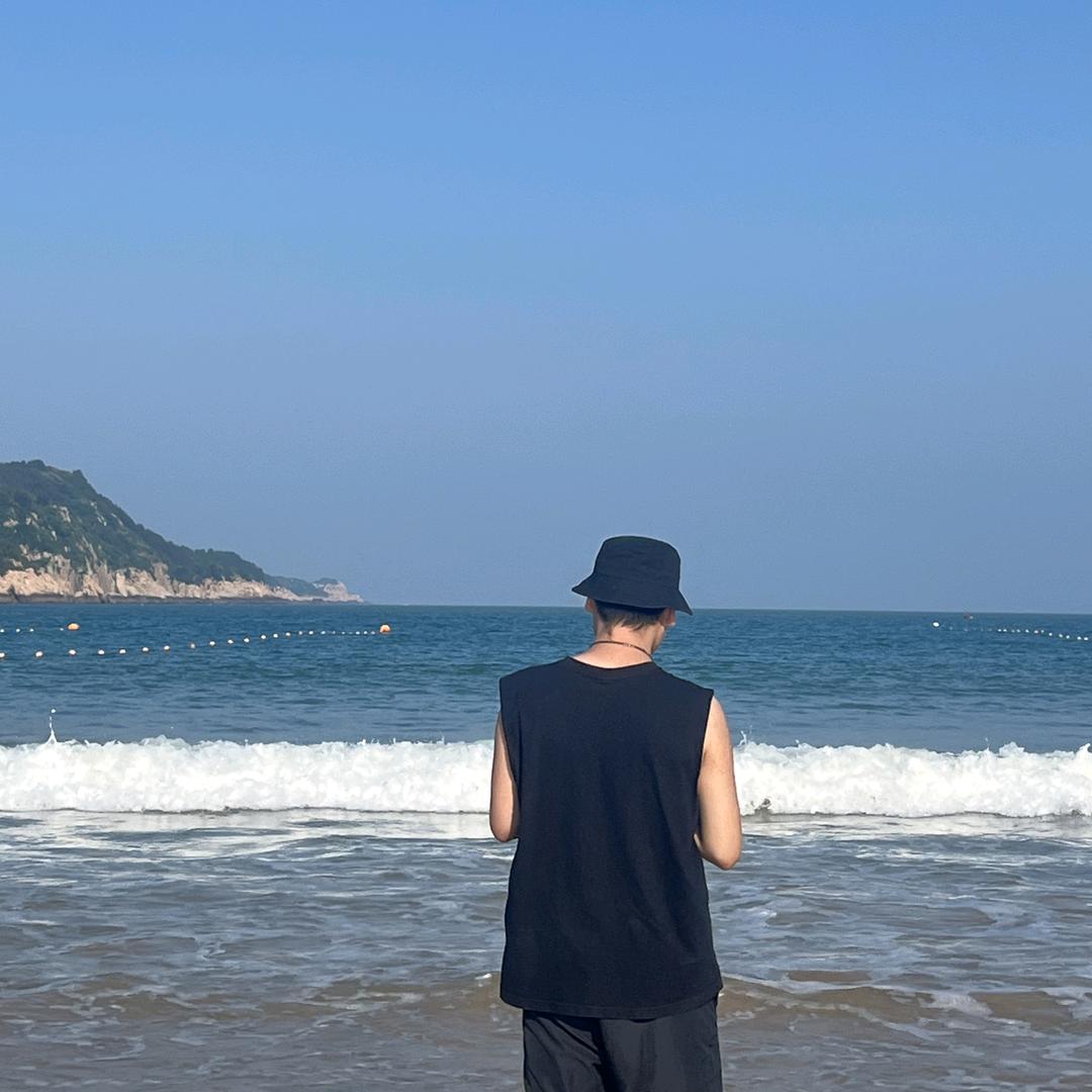 宋威龙.