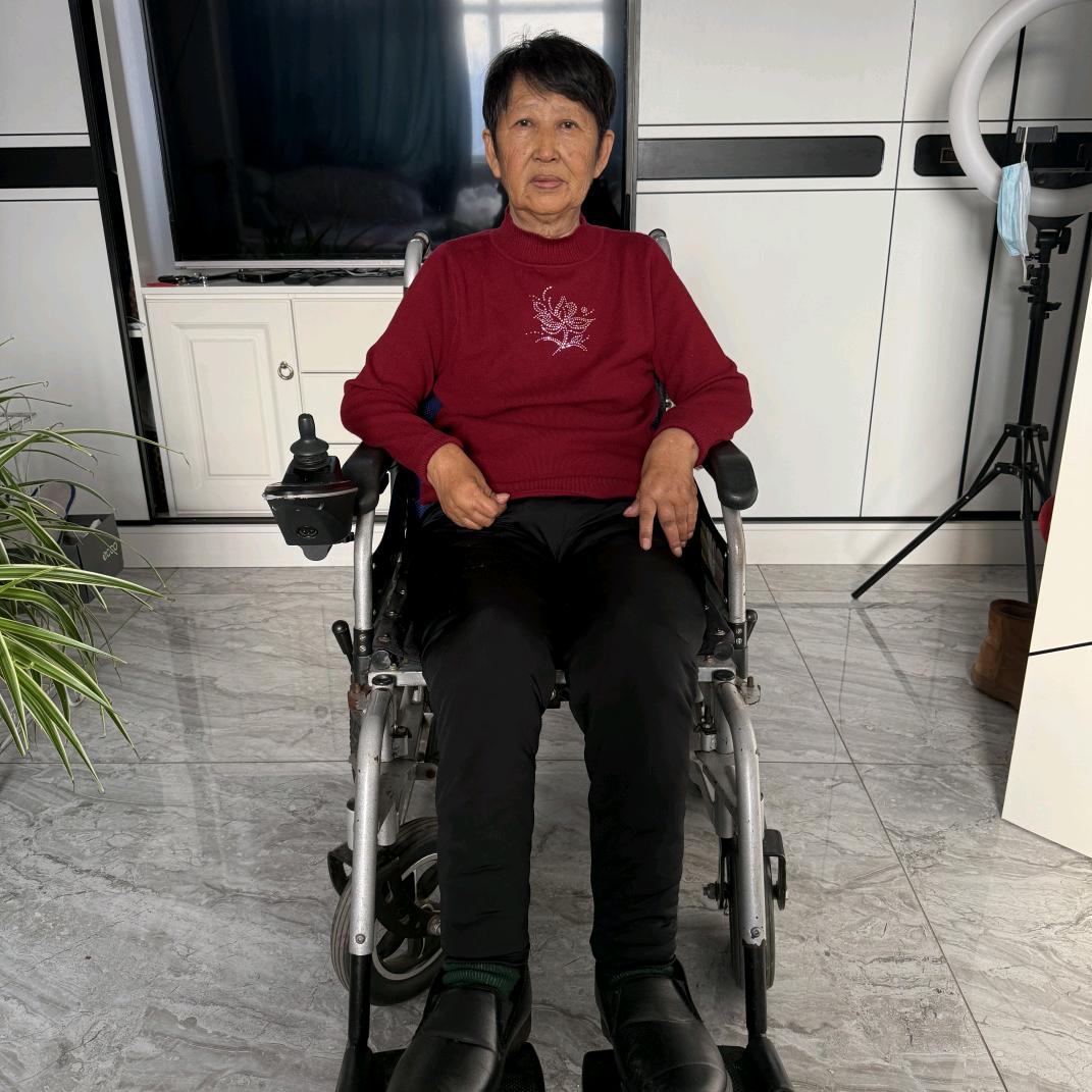轮椅姐，