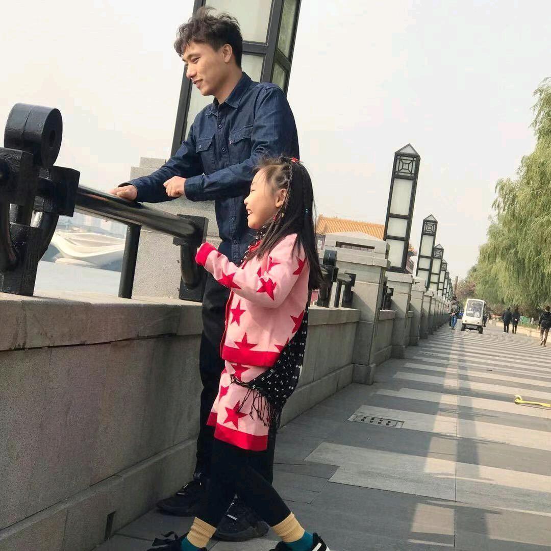 俏儿爸
