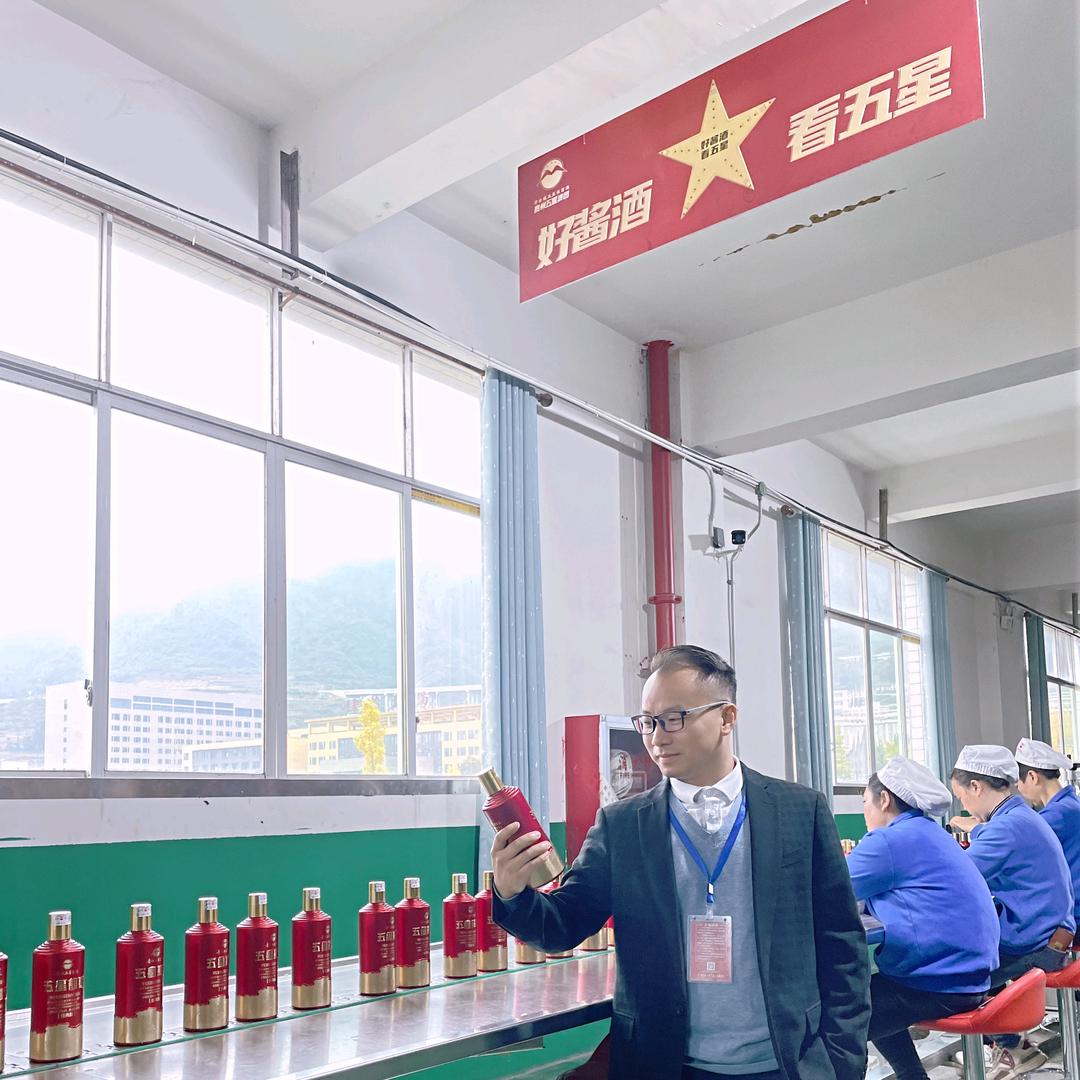 一生大笑能几回