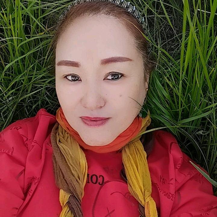 傲雪艳子