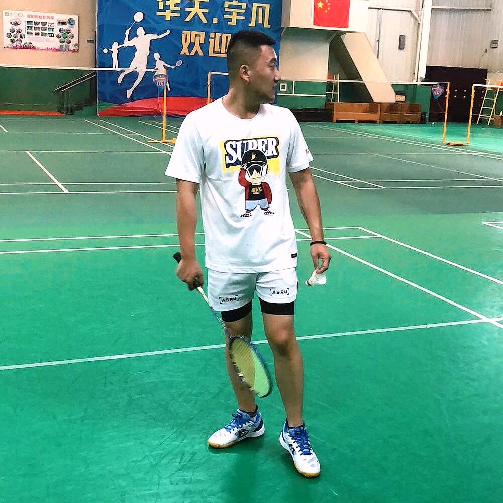 洋叔小身材