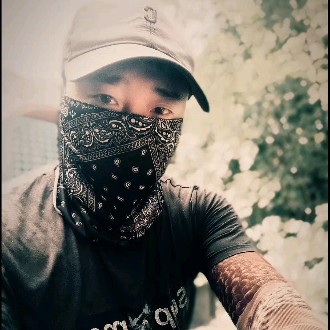 勾机小劉𝙇𝙄𝙐𝙆𝙀🎄