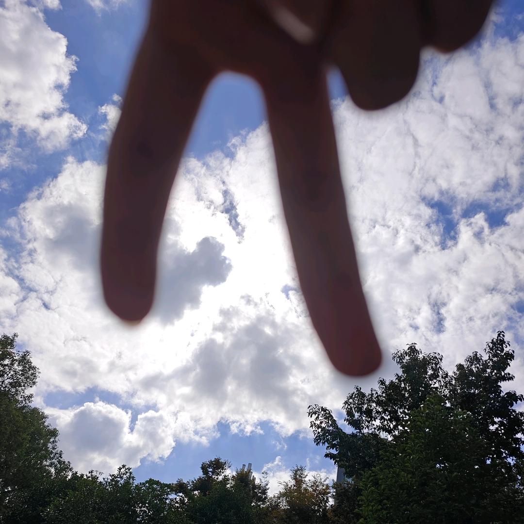 小王不会杀球🏸