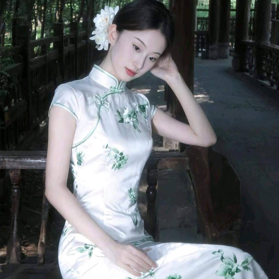 梁尾小狐狸