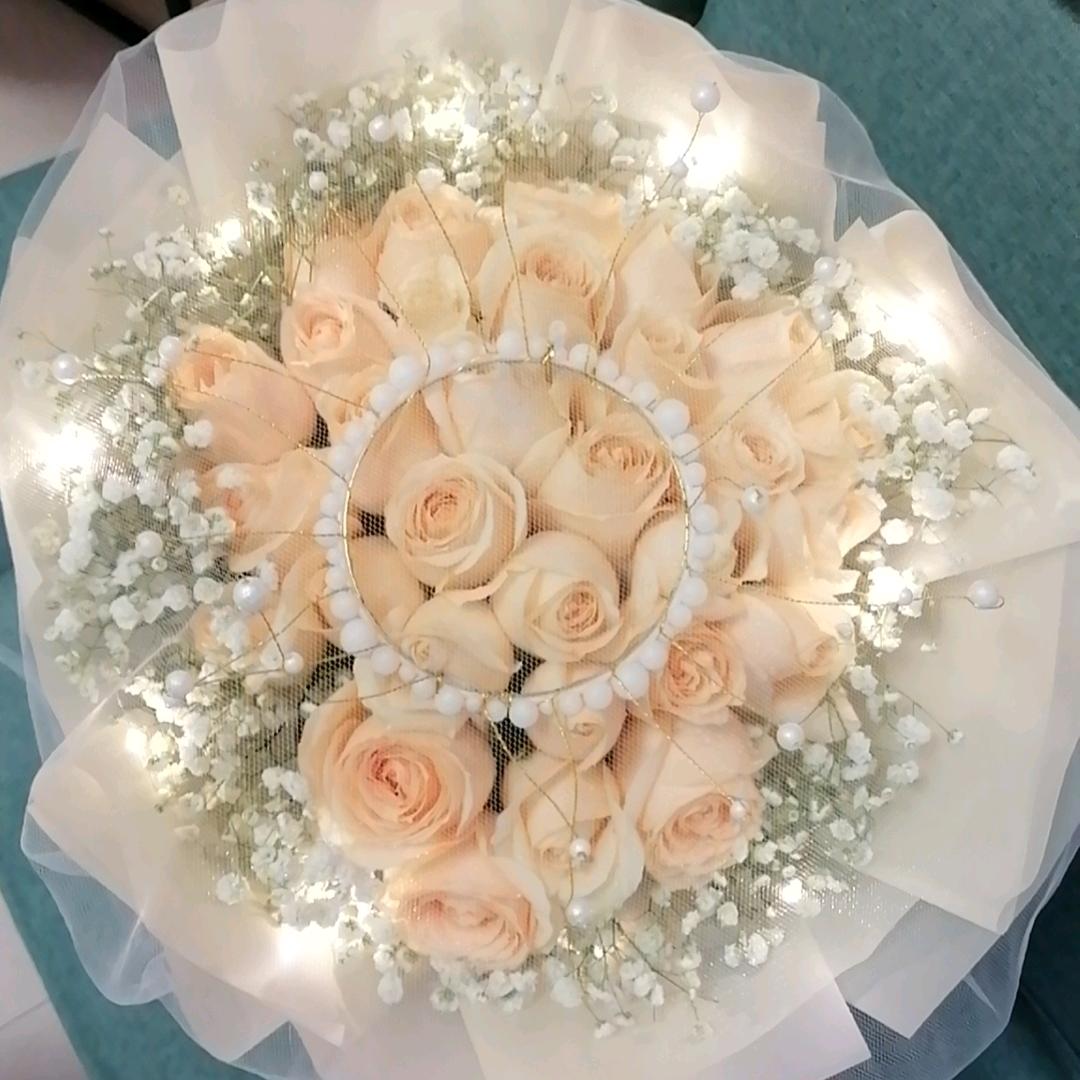 怡美国际熙俪小姐姐