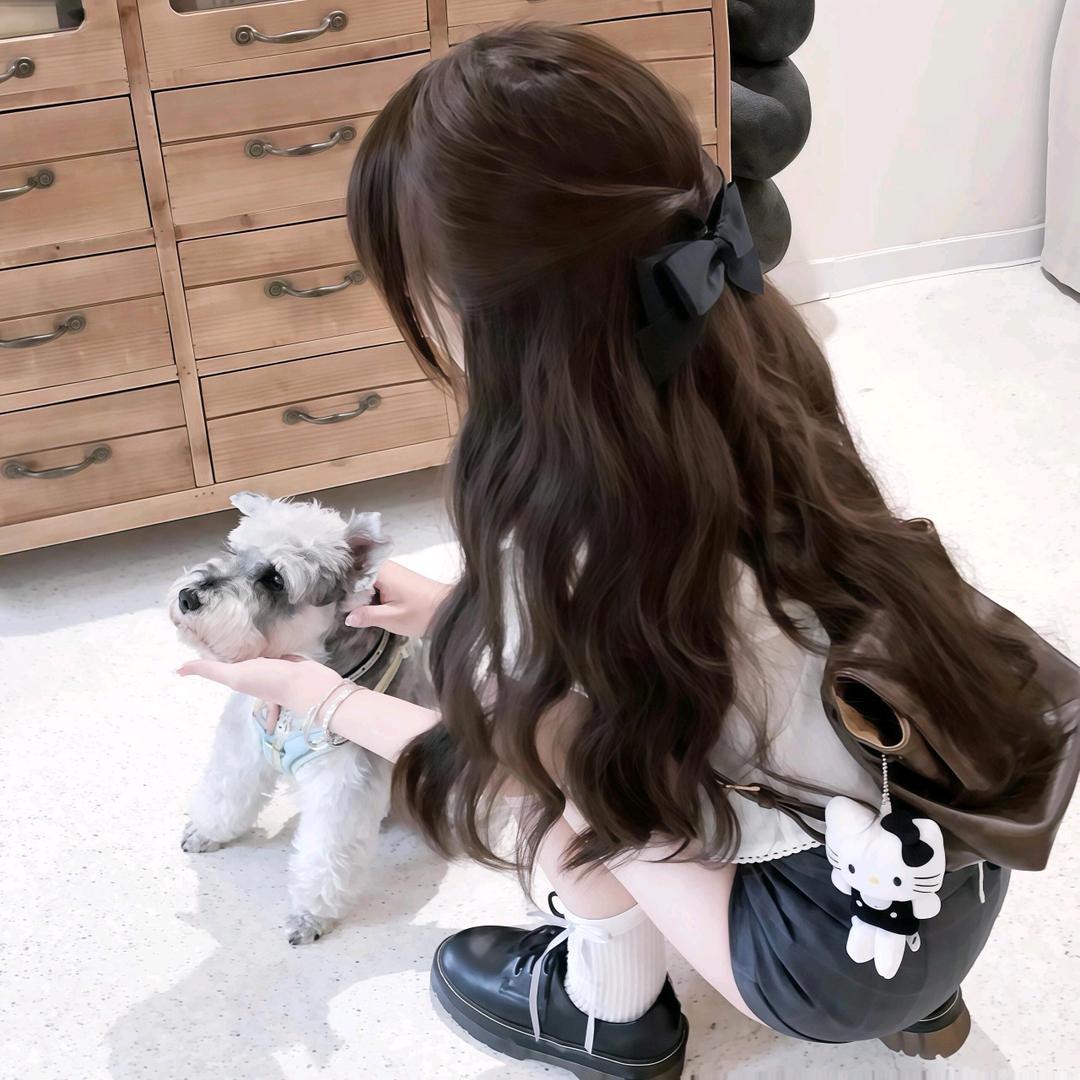 肆月