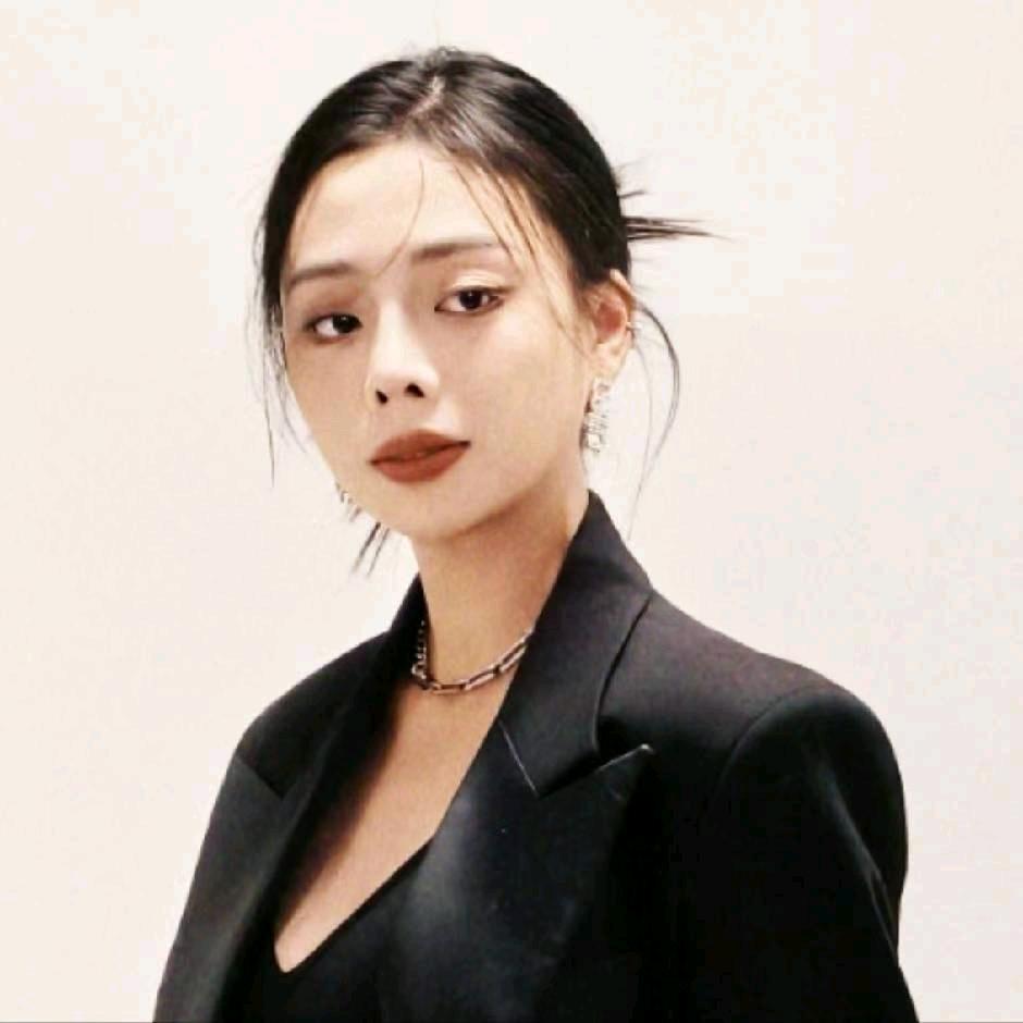 广汉前程似锦 《富佰尊门窗》