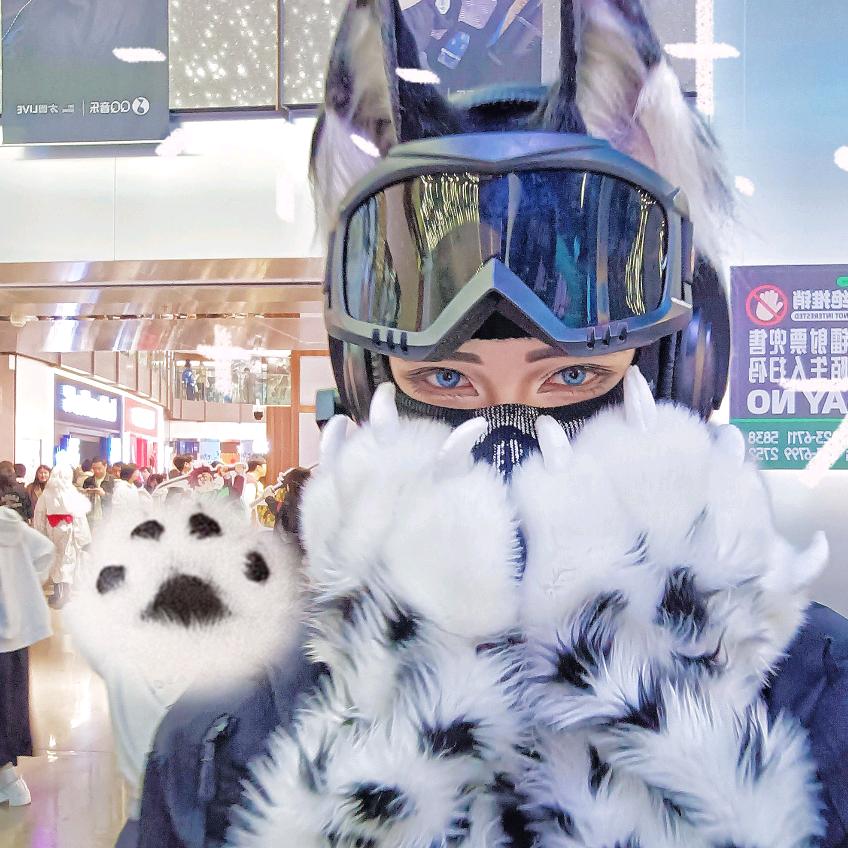 爱赖床的念（容貌焦虑中）