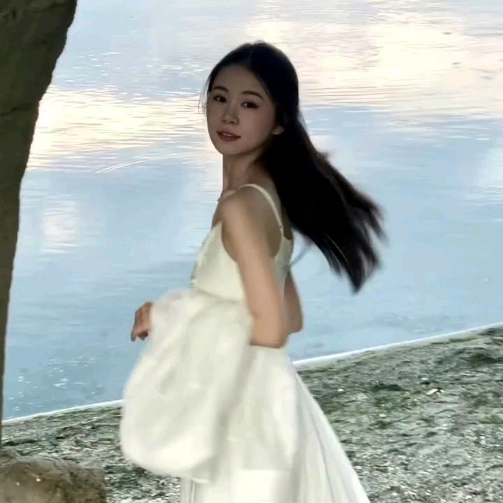溪小溪爱钓鱼