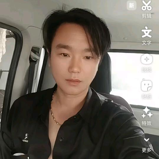 板房钢结构彩钢瓦房顶漏水