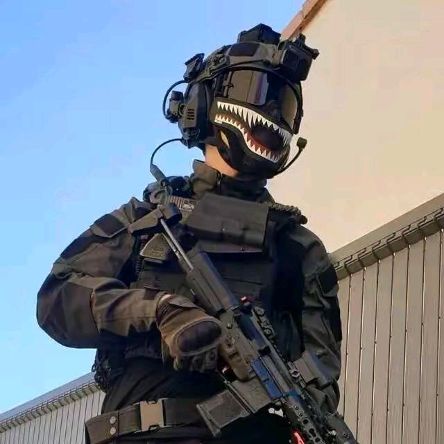 白泽.
