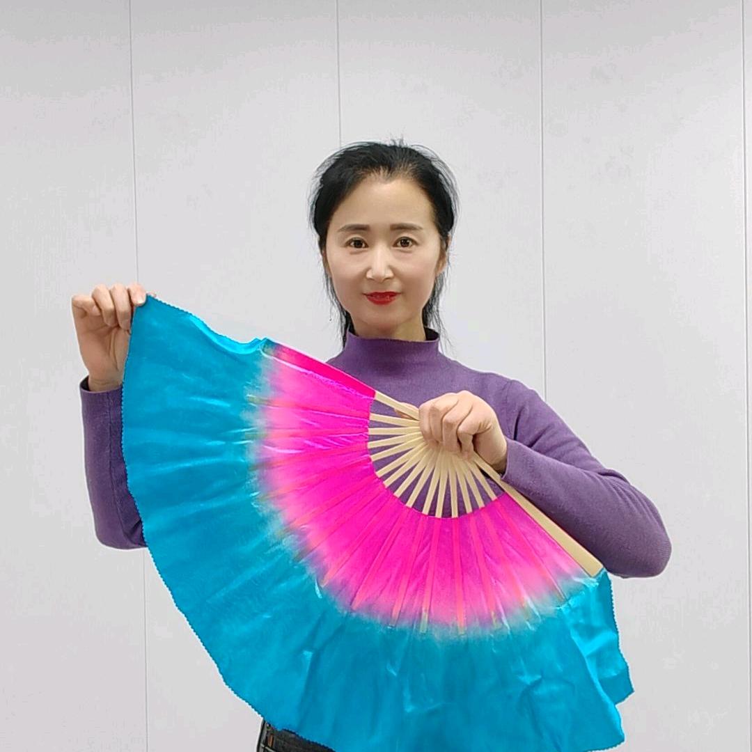 🍒紫罗兰🍒爱跳舞