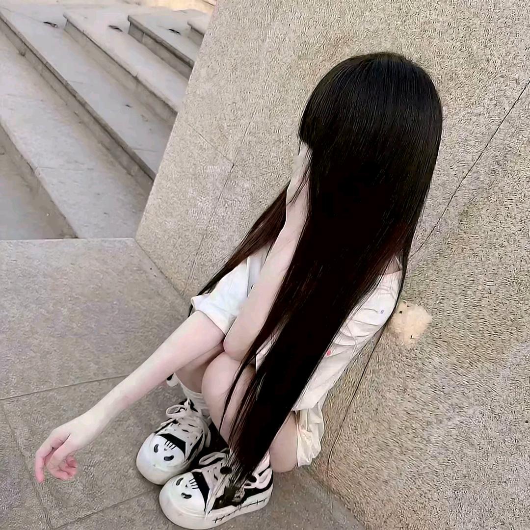 ^^7i0K👣头像