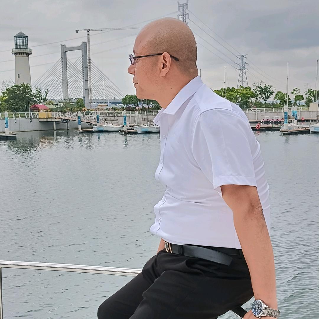 三哥的旅居生活