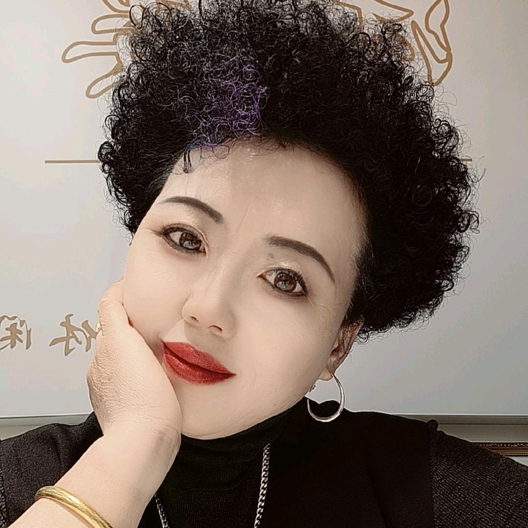 石纺路沐姿女装