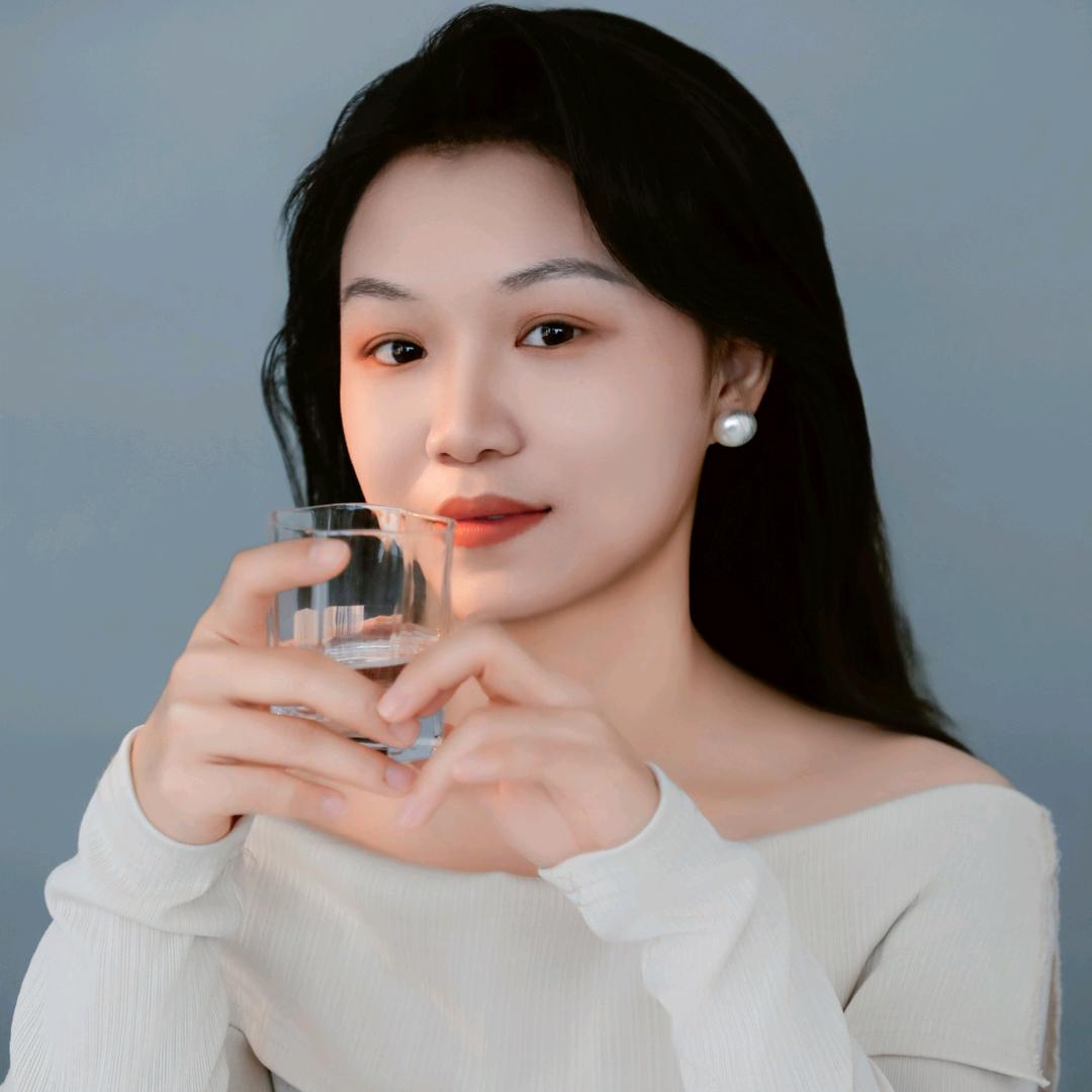 塑明星吱吱