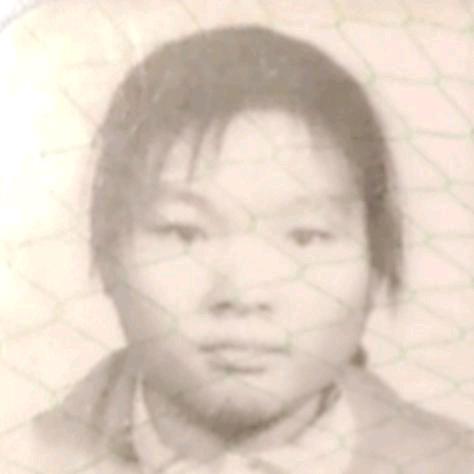 邱少英