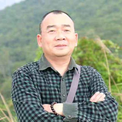 惠州教中考数理化的谭老师