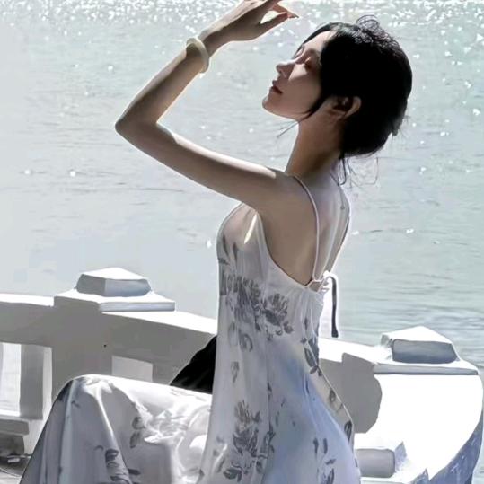 爱新觉罗·难说💫